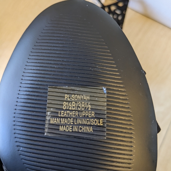 BCBGeneration Black Suede Stiletto Heels with Intricate Cut-Out Design 8.5 - Picture 10 of 11